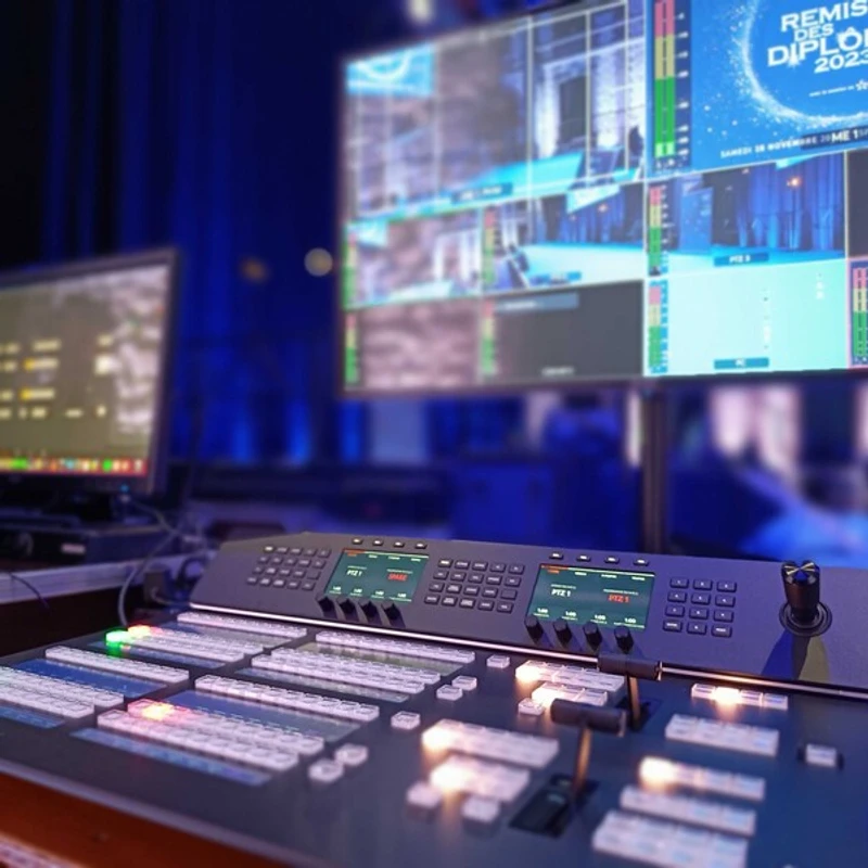 Prestation technique de captation en direct avec régie vidéo multicaméra.