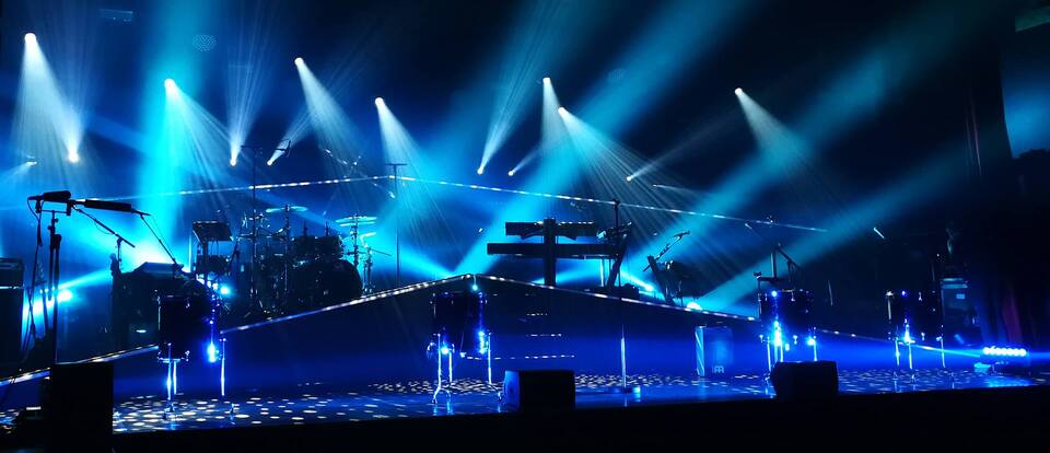 Tableau lumière pour le concert d'Amir à Bar-sur-Aube.